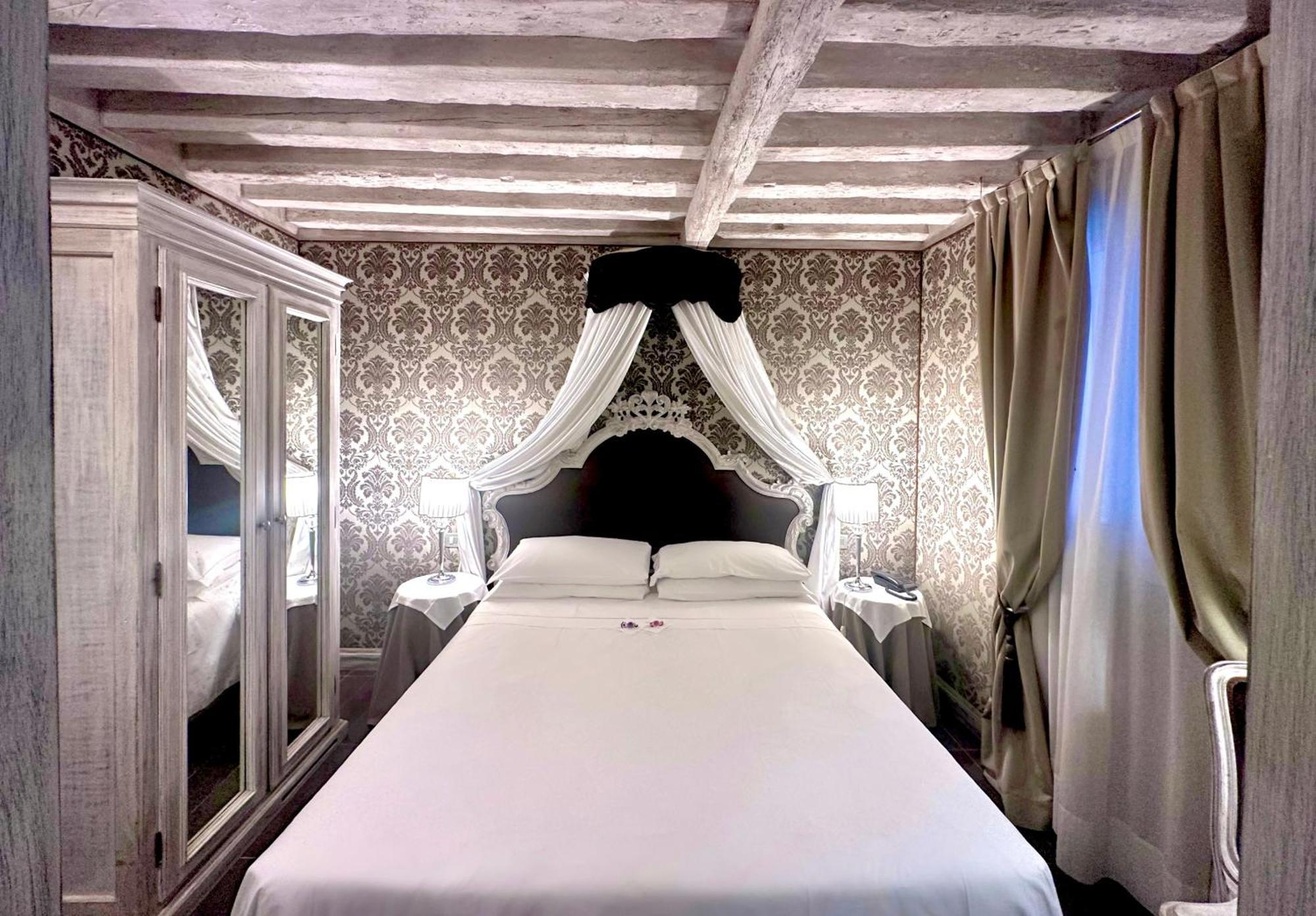 Hotel Antiche Figure Venesia Bagian luar foto