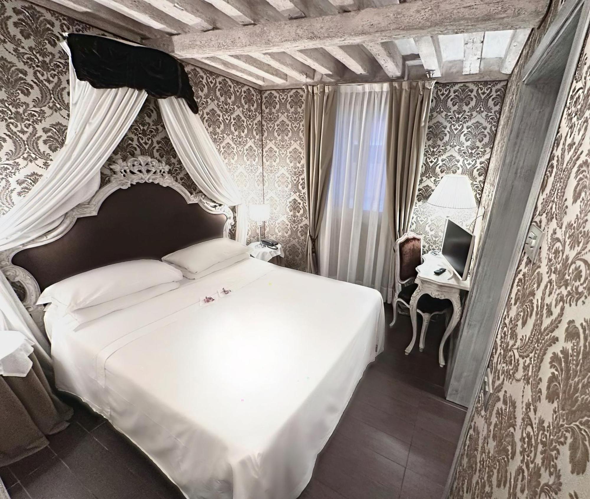 Hotel Antiche Figure Venesia Bagian luar foto